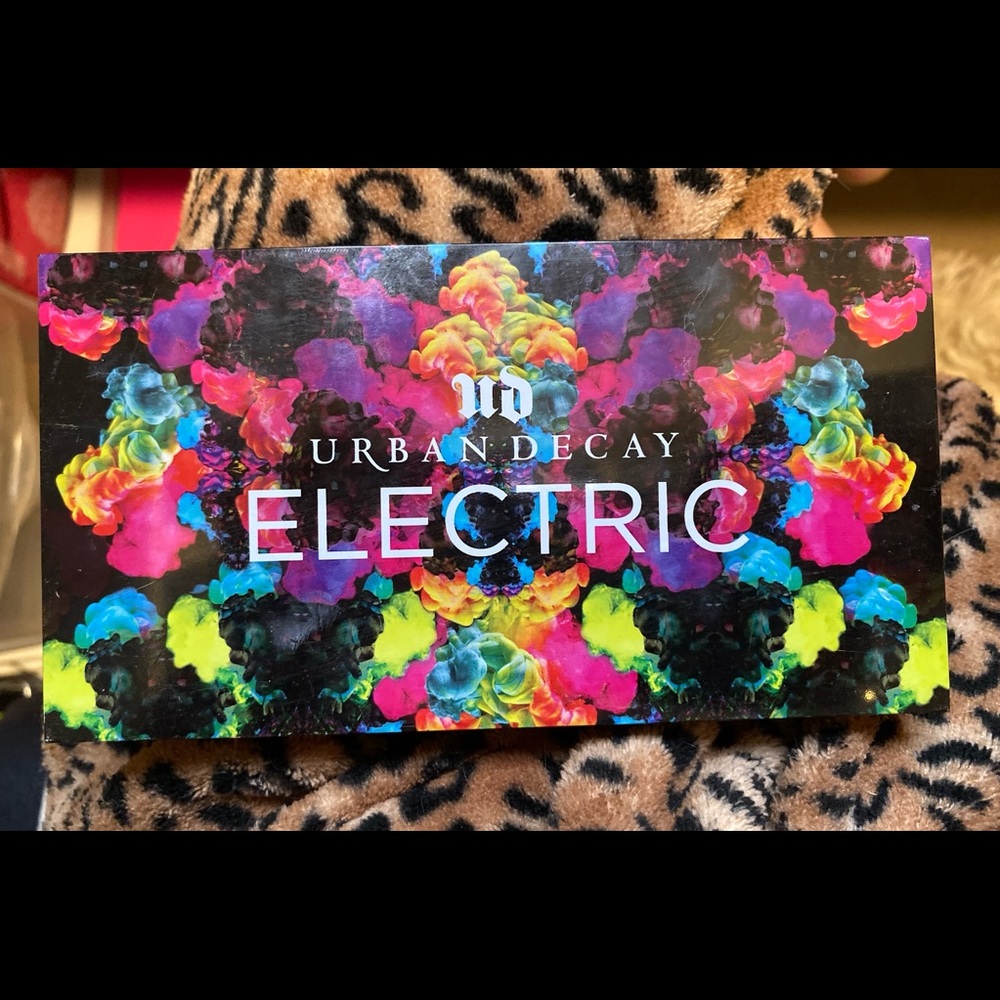 Urban Decay Electric Palette - barely used